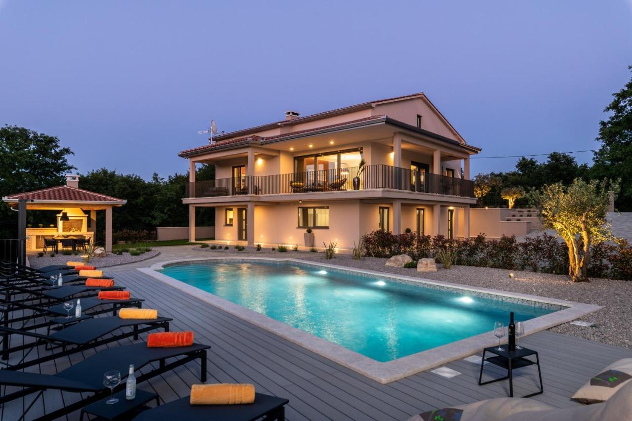 Villa Santa Cruz Potpićan Esterno foto