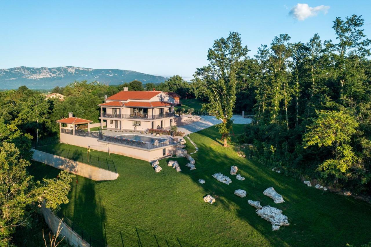 Villa Santa Cruz Potpićan Esterno foto