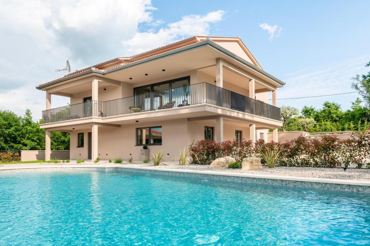 Villa Santa Cruz Potpićan Esterno foto