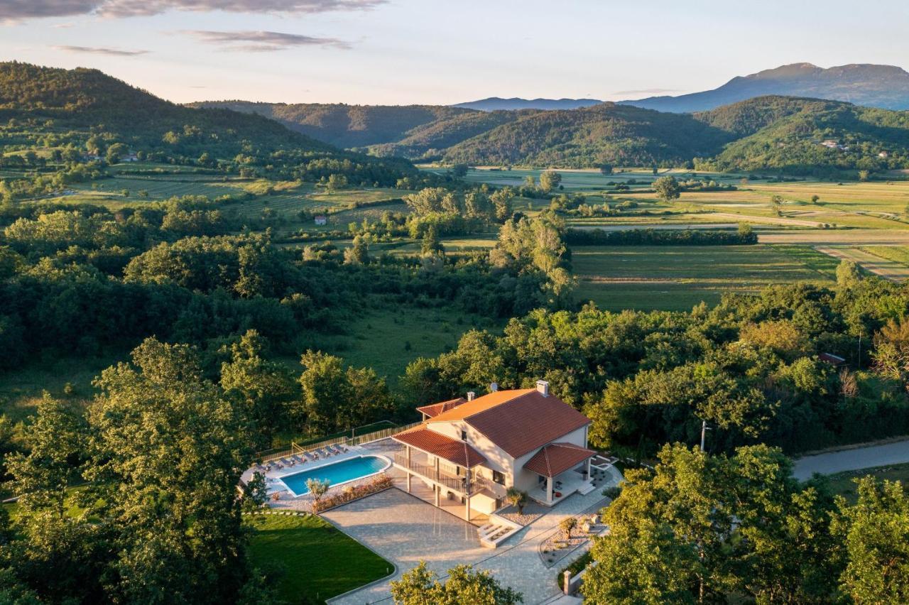 Villa Santa Cruz Potpićan Esterno foto